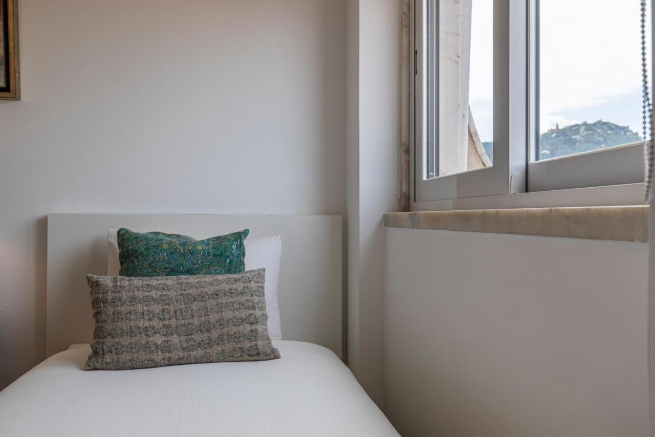 Lovelystay - Sintra Mountain View Bagian luar foto